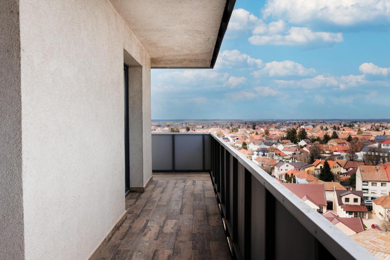 Plaza Apartment Satu Mare Exterior foto